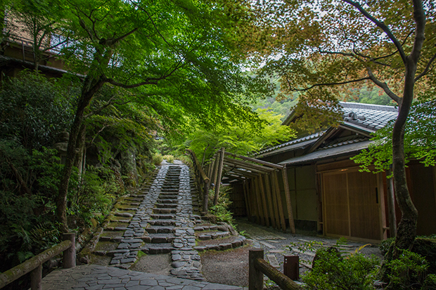 星のや 京都 エントランス