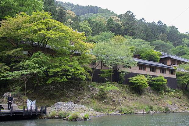 星のや 京都 川を上る